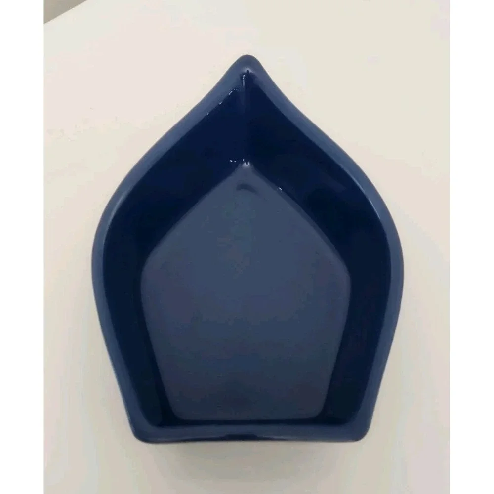 Deltis Made in Portugal Stoneware/Ceramic Boat Shaped Dish Blue Oven Safe‎